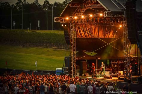 The Red Hot Summer Tour Roche Estate Hunter Valley Life Music Media