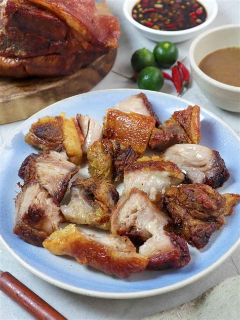 Crispy Pork Shoulder Kawaling Pinoy