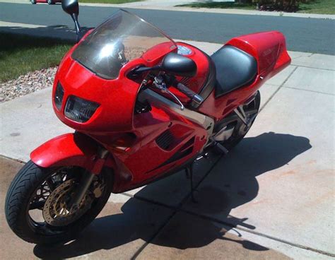 1997 Honda VFR750F | Bike-urious