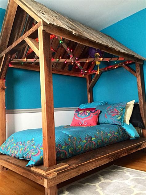 Bohemian Bungalow Bed Twin And Twinxl Solid Barnwood Bed