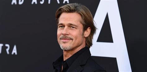 Brad Pitt Con A Os Un F Sico Impecable Asentado En La Lite Y Un