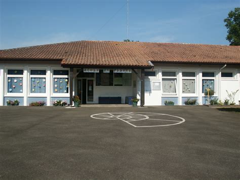 Ecole Maternelle De Meyrie Biscarrosse 40