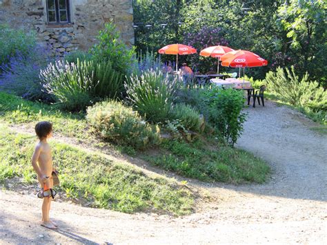 Le Mas De La Balma Naturist Campsite Naturisme Et Terroirs Nl