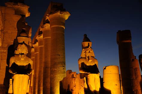 Luxor Temple Complex at Night (7) | Luxor and Karnak | Pictures | Egypt ...