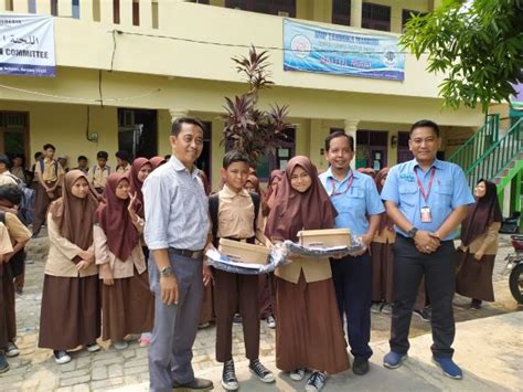 Indah Kiat Tangerang Serahkan Bantuan Perlengkapan Sekolah ...