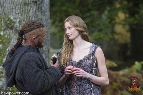 Ragnar Lothbrok And Aslaug Love Story In Mythology Ragnar Lothbrok Ragnar Vikings Tv Show