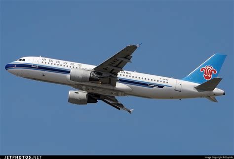 B 6682 Airbus A320 214 China Southern Airlines Duy Huynh JetPhotos