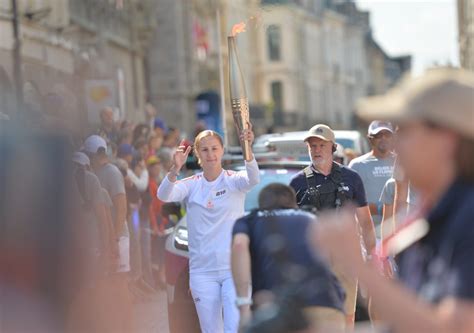 Douai S Embrase Pour La Flamme Olympique