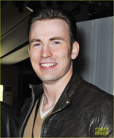 Chris Evans Shaves His Beard Off & Captain America is Back!: Photo ...