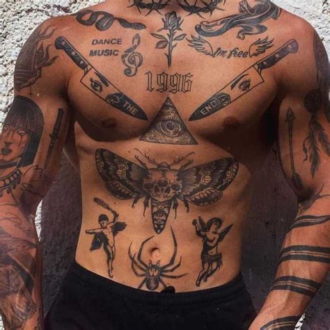 30 Back Tattoos For Men With Ideas And Types Nel 2024 Idee Per