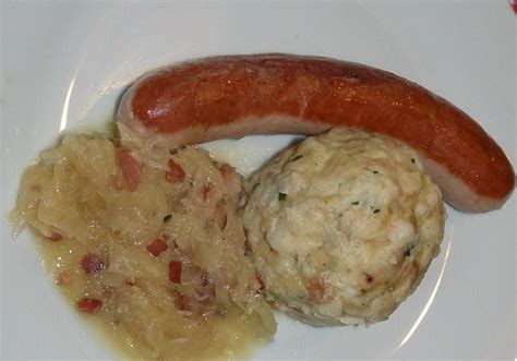 Speckknödel Auf Sauerkraut Rezept Ichkoche Ch