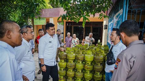 Terima Keluhan Warga Soal LPG 3 Kg Langka Bobby Nasution Gercep Sidak