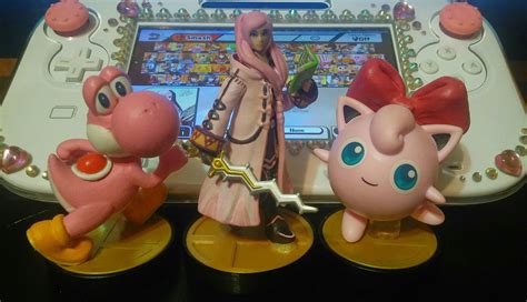 First 3 customs: Pink Yoshi, Pink Robin and Bow Jigglypuff : amiibo