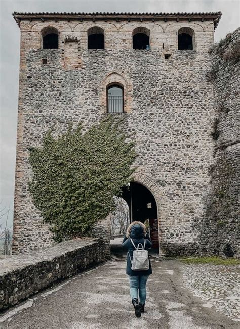 Castello Di Torrechiara Nel Ducato Di Parma Con I Bambini