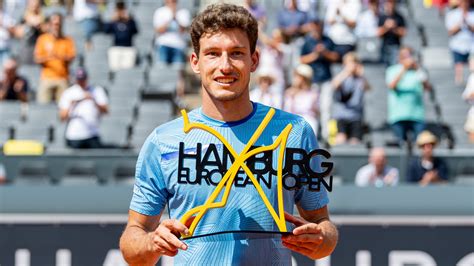 Carreno Busta Wins First ATP 500 Trophy In Hamburg Stadium Astro