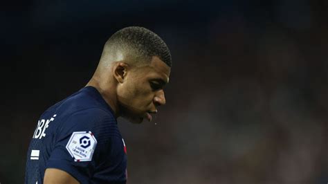 Kylian Mbappé recibe la peor noticia antes de fichar por el Madrid K O