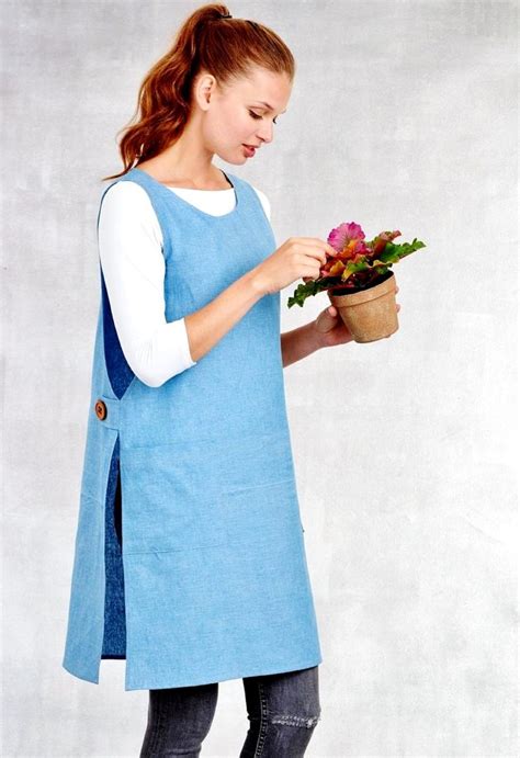 Easy Wraparound And Tabard Style Aprons With Urban Style For The Modern