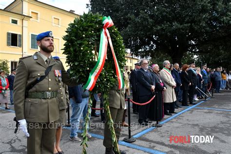 Celebrata in Piazza Dante la Giornata dellUnità Nazionale e delle