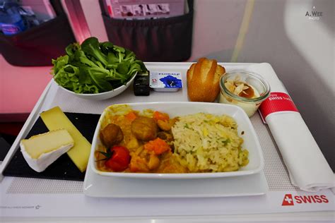 Swiss Business Class On The Fokker 100 Between Zurich And Warsaw Quirrow