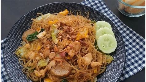 Resep Spesial Bihun Goreng Ala Restoran Dari Chef Devina Hermawan Untuk