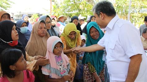 Prabowo Perintahkan Kader Gerindra Tangani Masalah Kemiskinan Dan