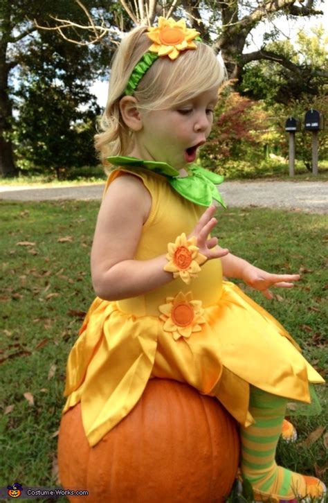 Sunflower Costume | Coolest Halloween Costumes - Photo 6/7