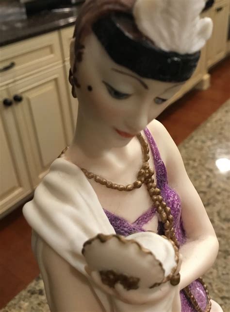 Collectible Vintage Giuseppe Armani Florence Figurine 1920s Style