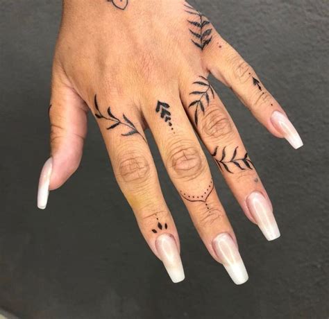 Small Hand Tattoos That Had Us Wishing For More Hands In