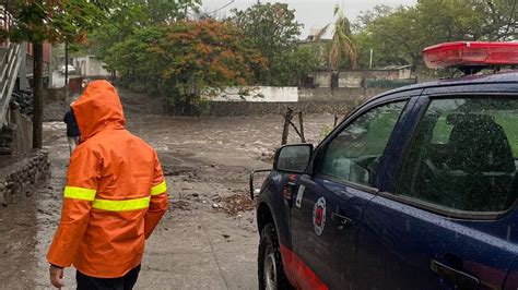 Inundaciones En Morelos Lluvias Desbordan Tres Ríos Y Afectan Decenas