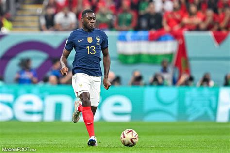 Equipe De France Youssouf Fofana Titulaire Avec Les Bleus Face à La Grèce