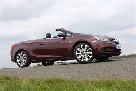 Used Vauxhall Cascada Convertible (2013 - 2018) Review | Parkers