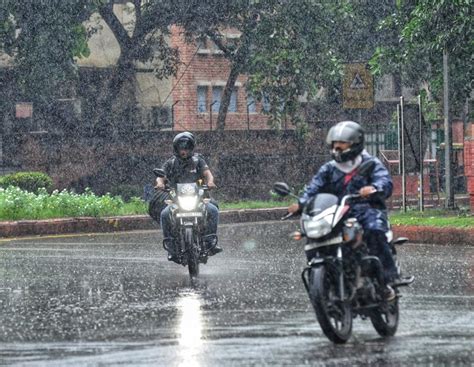 Rain Batters Delhi Ncr More Showers Predicted