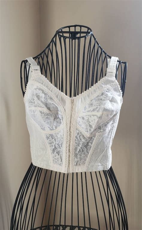 Vintage Lace Bustier Bullet Bra Montgomery Ward Gem