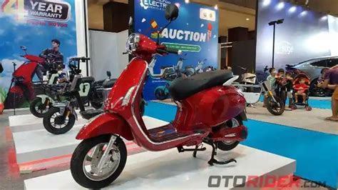 Usung Tampang Skuter Italia Davigo Kenalkan Motor Listrik Forza