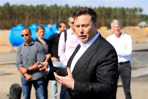 Tesla In Grünheide Elon Musk Bittet Zum Bewerbungsgespräch Der Spiegel