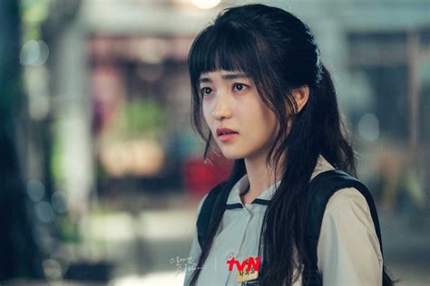 Số phận trái ngược của bom sex bách hợp nức tiếng xứ Hàn Người làm bà hoàng màn ảnh kẻ cả