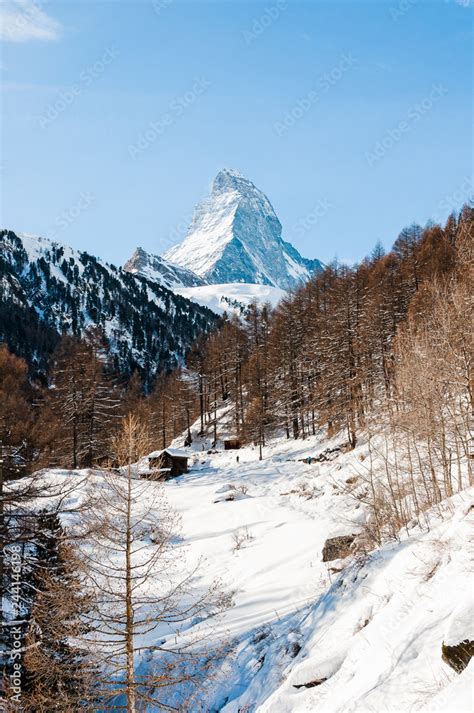 Zermatt Furi Zmutt Matterhorn Wanderweg Winterwanderung Winter