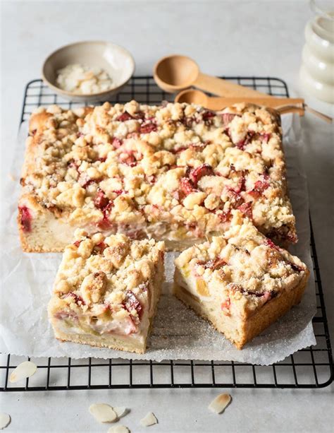 Rhabarber Pudding Streusel Schnitten Stina Spiegelberg