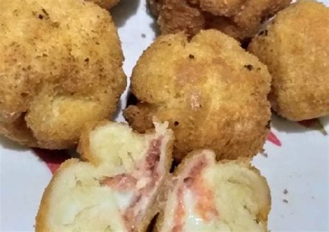 Resep Bola Bola Kornet Keju Leleh Oleh Rakhmadina Noviyanti Cookpad