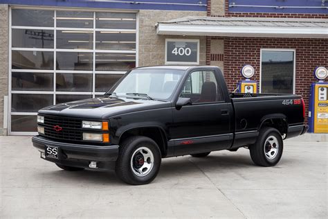 1990 Chevrolet 454 SS Pickup | Fast Lane Classic Cars