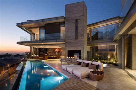 Luxus – Villa Rental