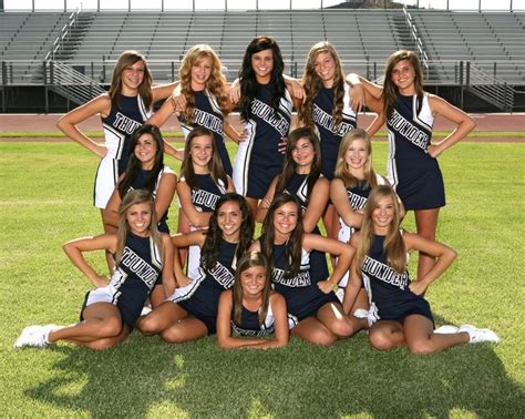 cheer team pictures | jv-cheer - jv - photohome Cheer Team Poses ...