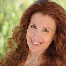 Suzie Plakson Wiki Affair Married Lesbian With Age Height