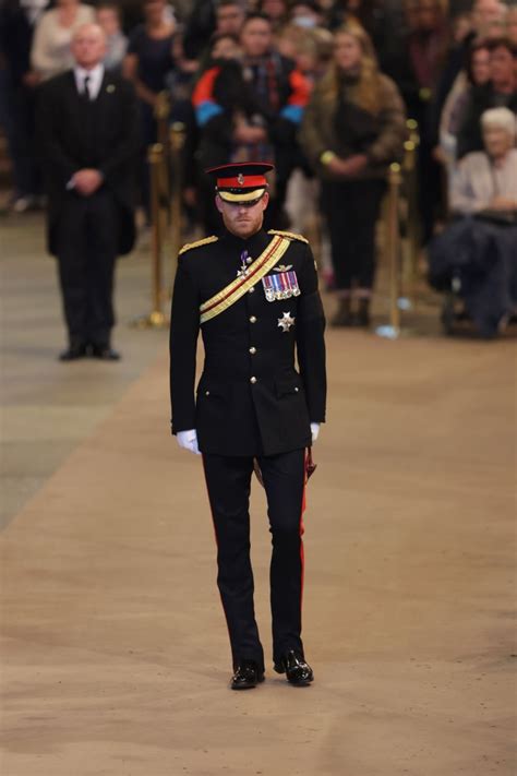 Prince Harry Wears Military Uniform at Vigil For the Queen | PS Celebrity