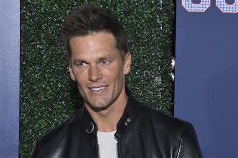 Deflategate Admission Bill Belichick Slights Among Tom Brady Roast