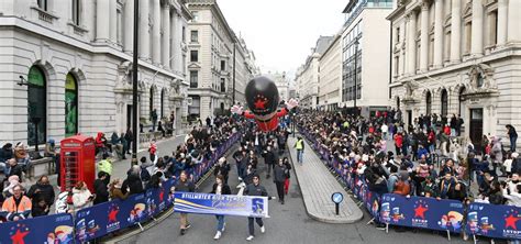 New Year S Day Parade St Jan London Cheapo