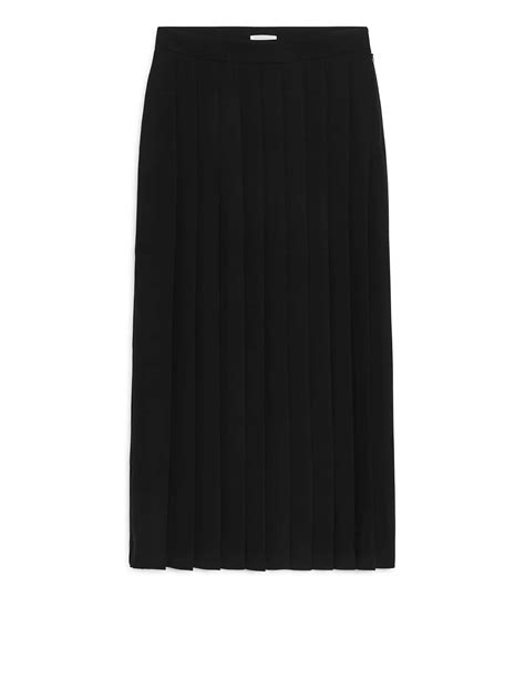 Arket Pleated Midi Skirt In Black Endource