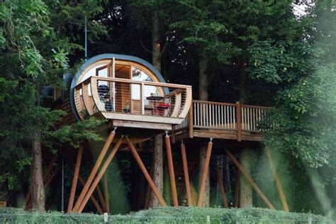 41 Best Treehouse Holidays With A Hot Tub In The UK 2024