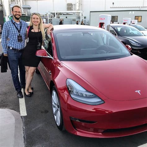 First Tesla Model 3 Reaches Uk For Display At The Park Royal Tesla