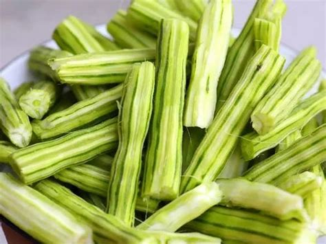 Green Fresh Drumsticks Vegetable Moringa Oleifera At Rs Kg In Theni